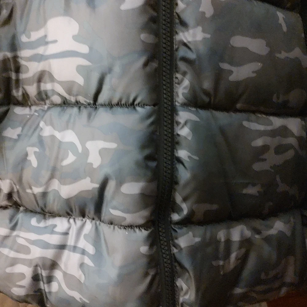 Jacket - Picture 2 of 6